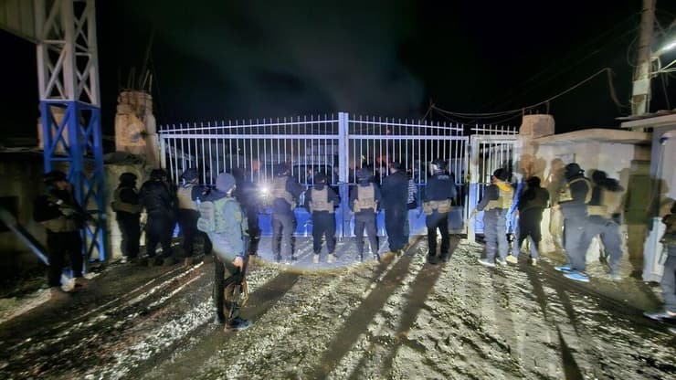 כוחות המשטר של סוריה נכנסו למחנה אל הול