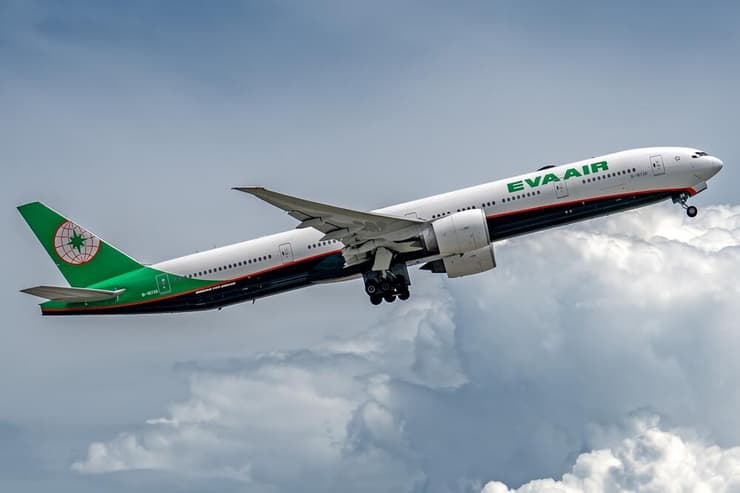 בואינג 777 של EVA Air