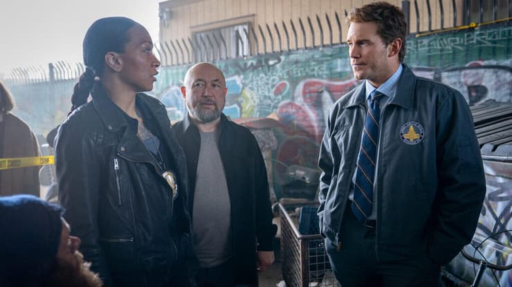 האם גבירתי יודעת שאנחנו מועמדים לחמישה פרסי ראזי? מתוך "הנאשם" (צילום: באדיבות פורום פילם) מתוך "הנאשם"