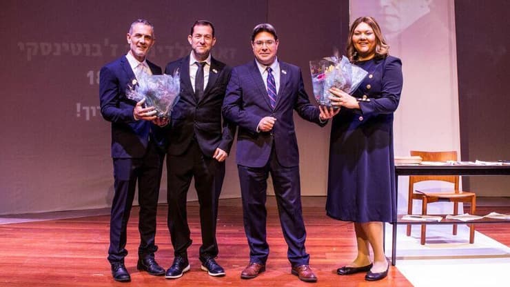 מתוך ההצגה "חלום ז’בוטינסקי"