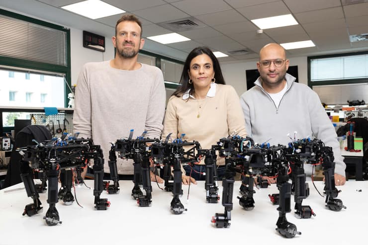 מימין: רובי ליאני, המנכ"לית חן חיים ומתאו שפירא (צילום: עוז מועלם) מימין: רובי ליאני, המנכ"לית חן חיים ומתאו שפירא