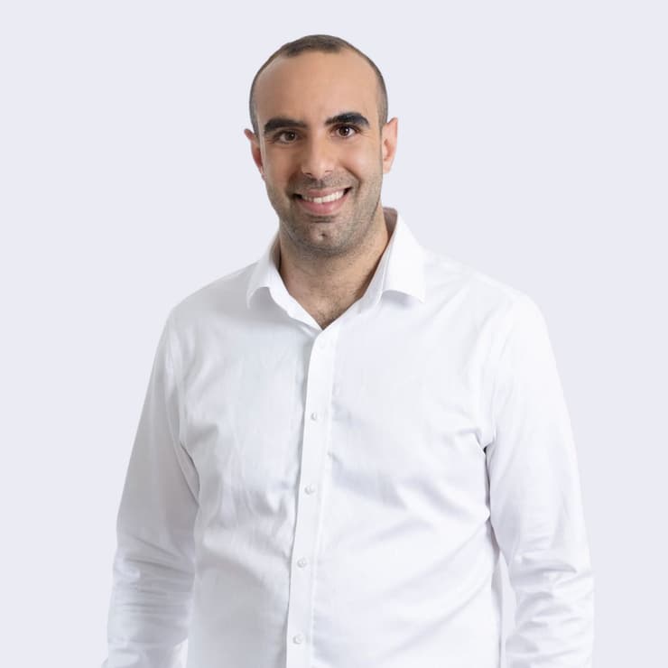 עומר בן זקן 