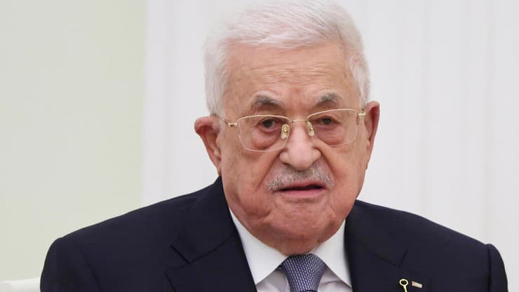 ראש הרשות הפלסטינית אבו מאזן ב קרמלין