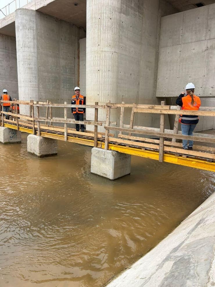 העבודות בתעלת המעקף שבפארק אריאל שרון