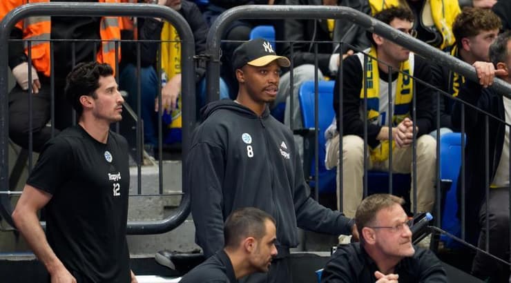 לוני ווקר וג'ון דיברתולומאיו על אזרחי (רועי כפיר) לוני ווקר וג'ון דיברתולומאיו על אזרחי