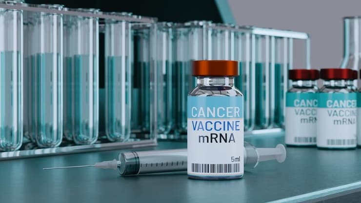 "ההתפתחויות בעשור האחרון ביכולות הריצוף הגנטי ובייצור mRNA שינו את כללי המשחק" (צילום: Shuttersotock) mRNA