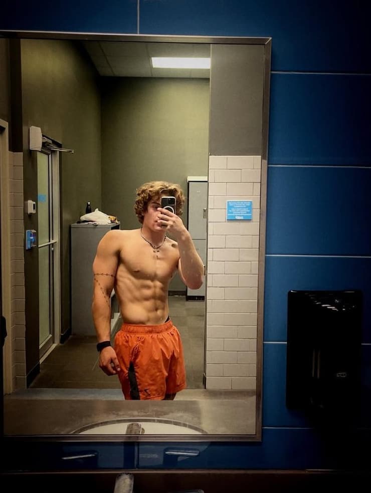 סטיבן (ספנסר) פיטמן. צובר מעריצים