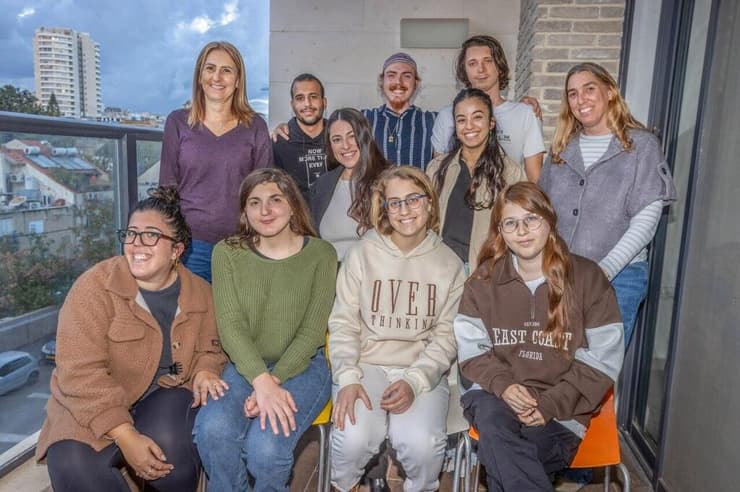 משתתפי מכינת "כו"ח". "את כל מה שההורים עשו עד כה, הם צריכים ללמוד לעשות בעצמם" (צילום: עידו ארז) משתתפי מכינת "כו"ח". "את כל מה שההורים עשו עד כה, הם צריכים ללמוד לעשות בעצמם"