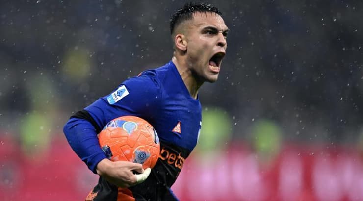 לאוטרו מאושר (IMAGO) לאוטרו מאושר