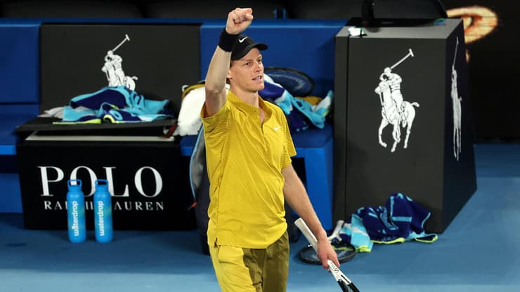 הטניסאי האיטלקי יאניק סינר