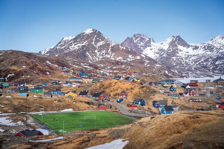 שבוע אחד של כדורגל בשנה. גרינלנד (צילום: shutterstock- Lasse Jesper Pedersen) גרינלנד