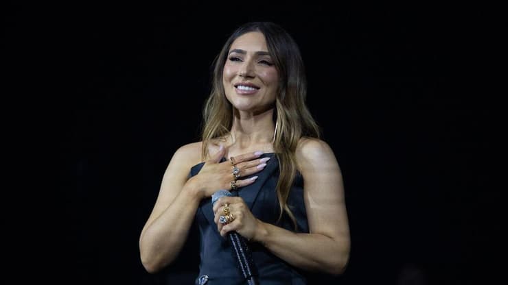 רינת בר בהופעה באקספו תל אביב (צילום: עומרי סילבר) רינת בר בהופעה באקספו תל אביב