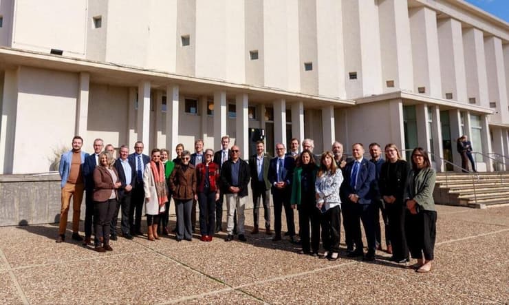 השגרירים והדיפלומטים במוזיאון בית לוחמי הגטאות (צילום: נמרוד ארונוב) השגרירים והדיפלומטים במוזיאון בית לוחמי הגטאות