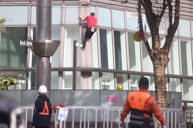 כך זה התחיל