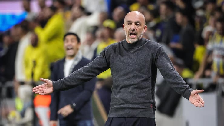 מכבי ת"א ז'רקו לאזטיץ' הפועל ת"א 