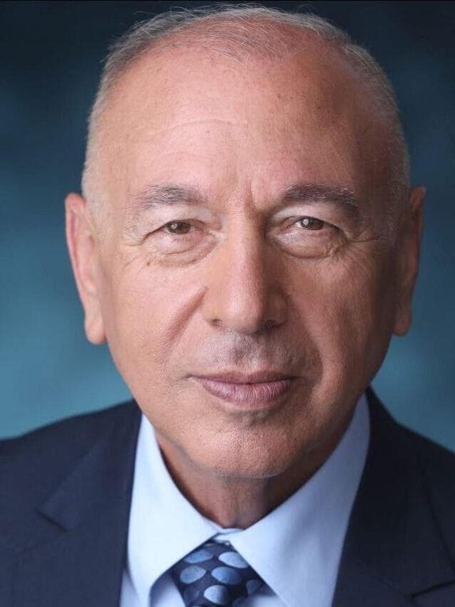 בהיג' מנצור