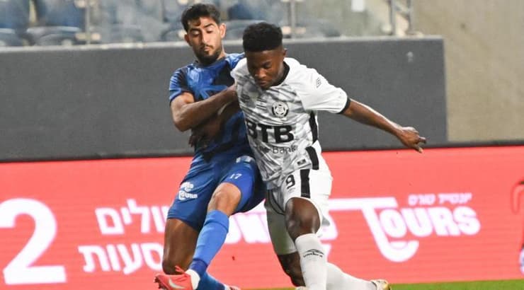 קריסטיאן בלה בפעולה