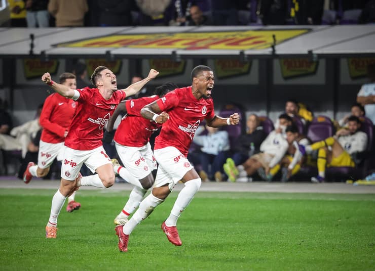 מכבי ת"א הפועל ת"א שאנדה סילבה דורון ליידנר