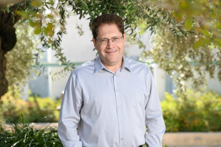 פרופ' ולרי קריז'נובסקי (צילום: אוהד הרכס -מכון ויצמן למדע) פרופ' ולרי קריז'נובסקי