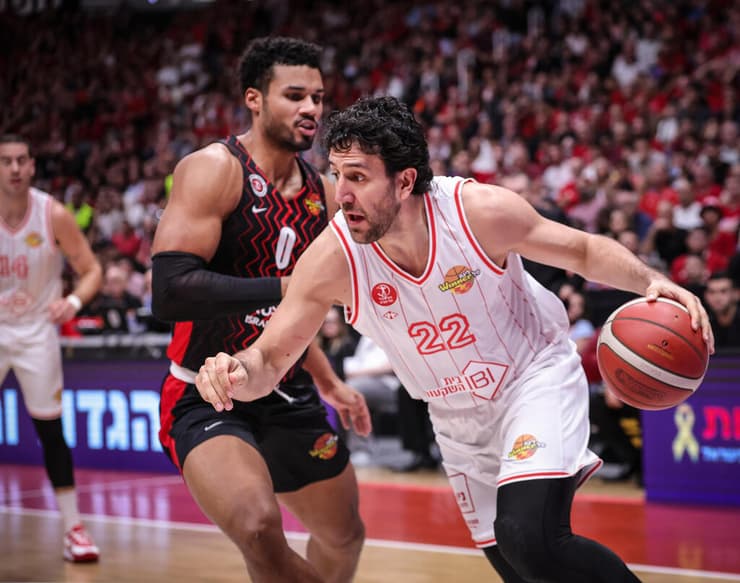 החתמה שהדהימה את אירופה. ואסיליה מיציץ' (צילום: עוז מועלם) ואסיליה מיציץ'