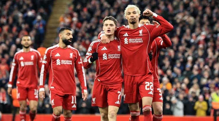 שחקני ליברפול מאושרים