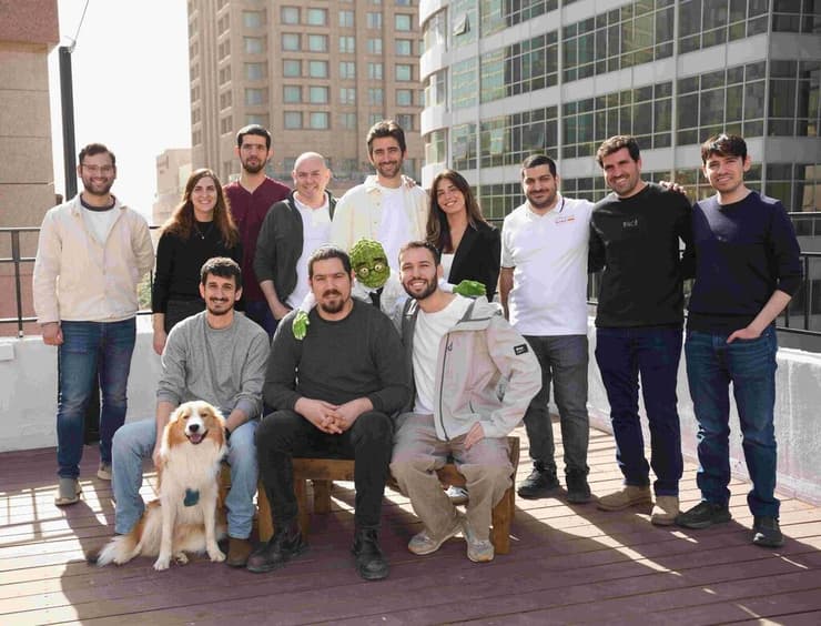 צוות קמליו Chamelio team