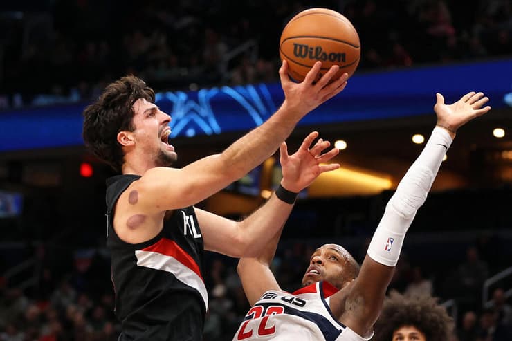 שחקן פורטלנד טרייל בלייזרס דני אבדיה