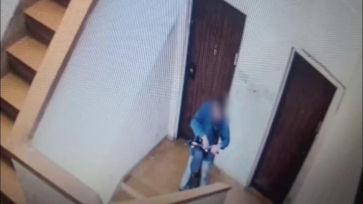 תיעוד מרגעי הפריצה והסרטונים שנתפסו אצל החשודים