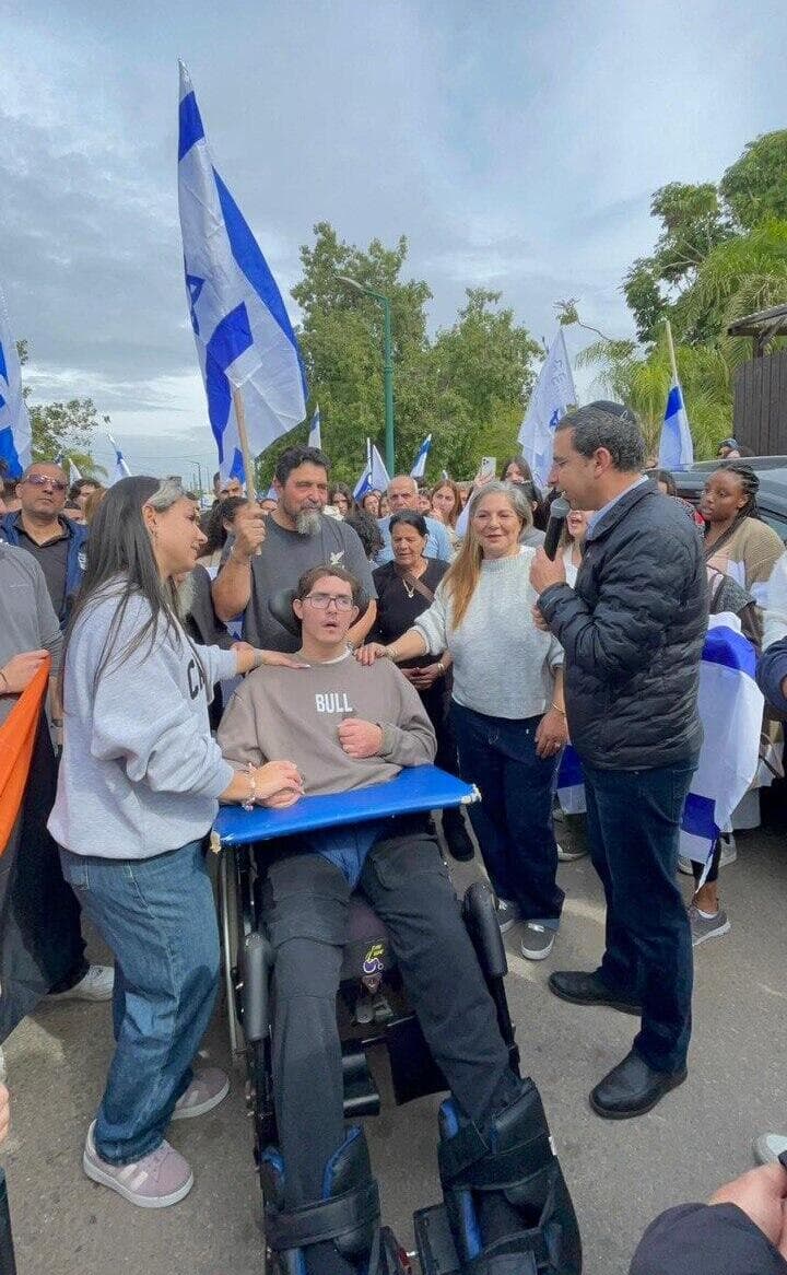 קבלת פנים בגדרה לחייל הפצוע משה חיים אלוש