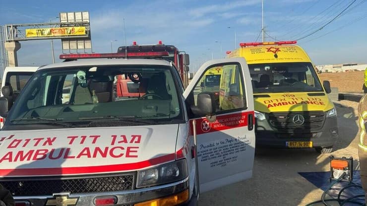 הרוגה ופצוע בתאונת דרכים בין רכב למשאית בכביש 40