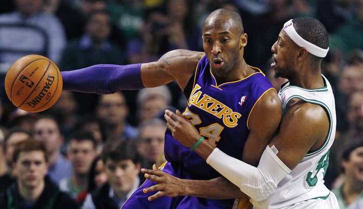 קובי בראיינט מול פול פירס