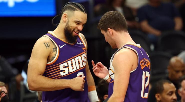 הסאנס חוגגים (רויטרס) הסאנס חוגגים