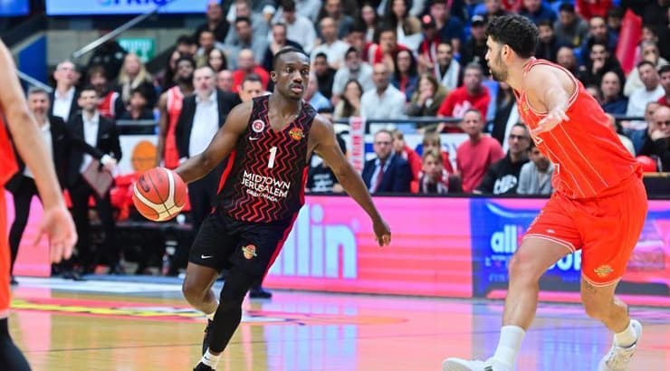 ג'ארד הארפר מול תומר גינת