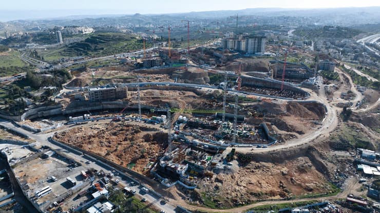 בנייה בגבעת המטוס בירושלים