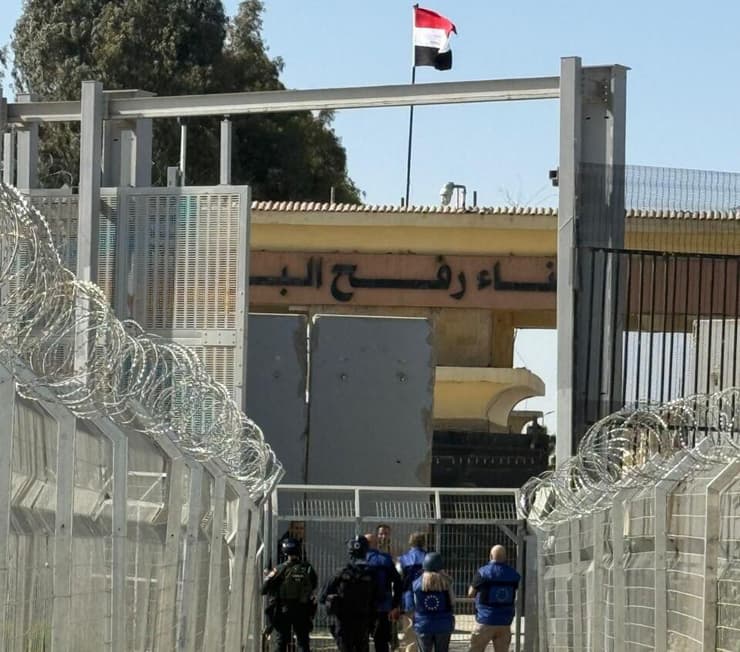 פיילוט לפתיחת מעבר רפיח