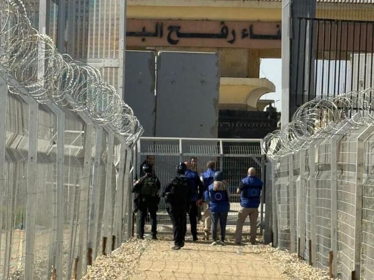 פיילוט לפתיחת מעבר רפיח