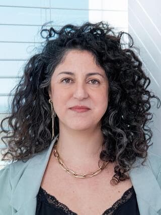 דקלה פרסיקו  