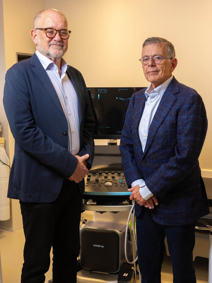 פרופ' זמיר הלפרן (מימין) ופרופ' אבי קרסיק