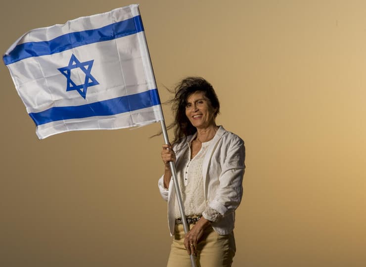 אסתר רוט שחמורוב