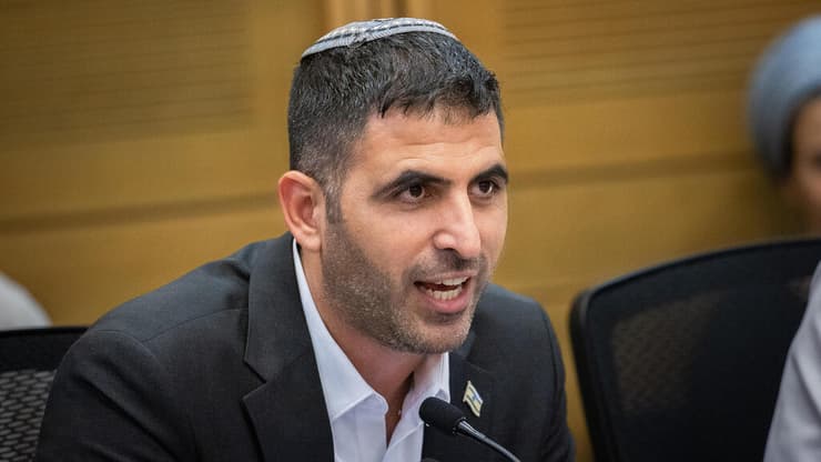 שר התקשורת שלמה קרעי