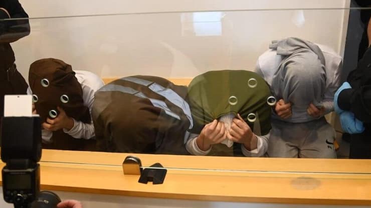 הנאשמים בבית המשפט