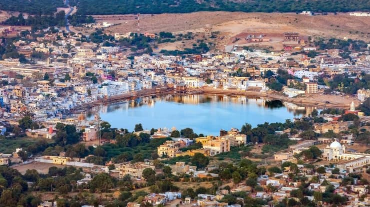 העיירה פושקר. יעד שישראלים אוהבים