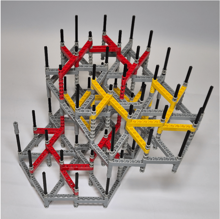 ערימת קוביות לגו שחוברו