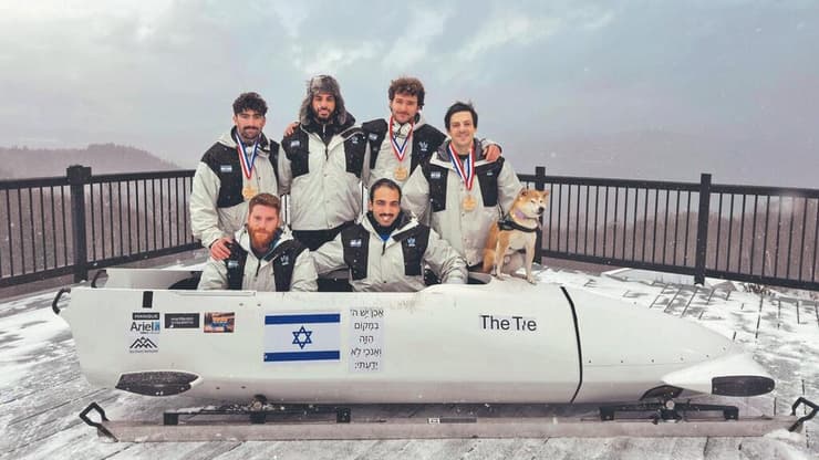 נבחרת המזחלות 