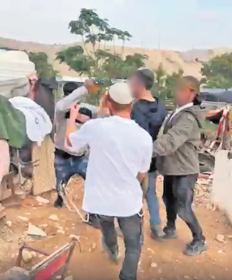 תיעוד תקיפות מתנחלים בקהילות סביב חאן אל–אחמר