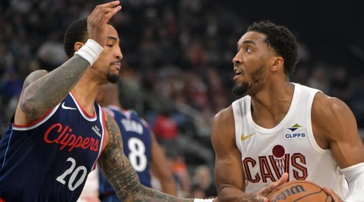 דונובן מיצ'ל בפעולה