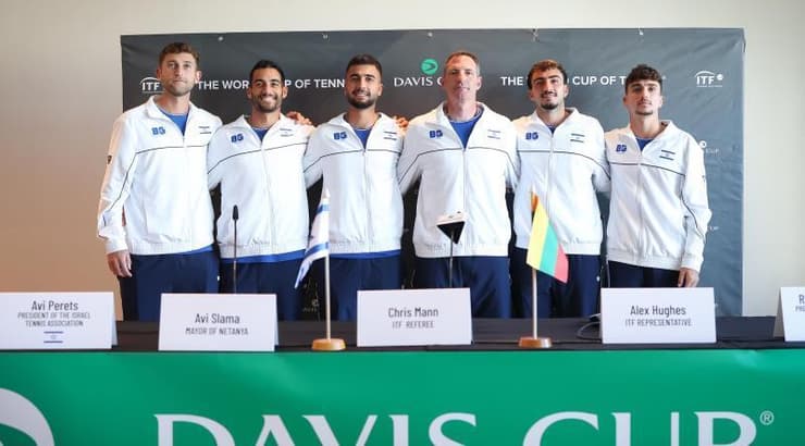 ירדה עוד דרג. נבחרת הדייויס הישראלית (רדאד ג'בארה) ירדה עוד דרג. נבחרת הדייויס הישראלית