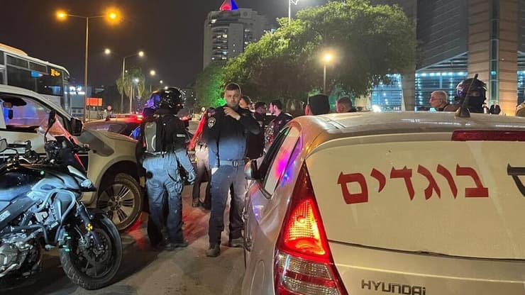 עימות במחאה בקריאה לועדת חקירה ממלכתית בבאר שבע בין מפגינים לבין פעילי ימין