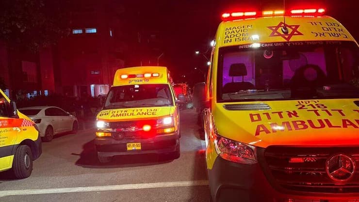 זירת השריפה בפתח תקווה