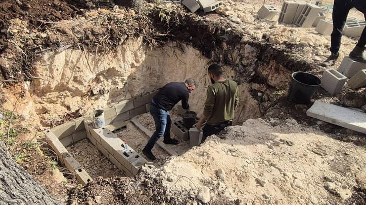 קברם של שלושת הנרצחים ממשפחת סואעד